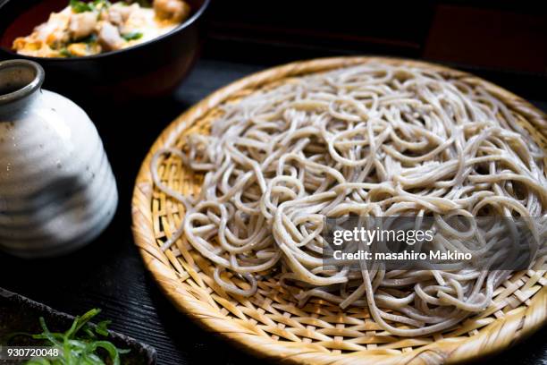 soba noodles - buchweizen stock-fotos und bilder