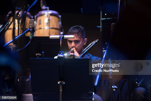 Show of the band Argentina 'Los Palmeras' in conjunction with the Philharmonic of the province of Santa Fe. The Recital was held in the center of the...