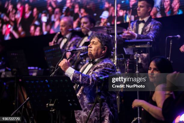 Show of the band Argentina 'Los Palmeras' in conjunction with the Philharmonic of the province of Santa Fe. The Recital was held in the center of the...