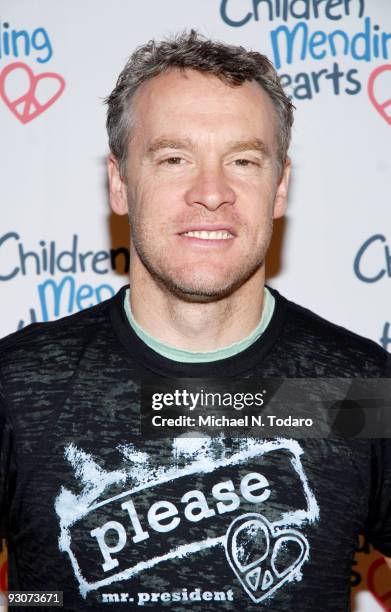 Tate Donovan attends the Children Mending Hearts "Please Mr. President" workshop at the Prince George Ballroom on November 15, 2009 in New York City.