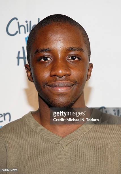 Timothy Mitchum attends the Children Mending Hearts "Please Mr. President" workshop at the Prince George Ballroom on November 15, 2009 in New York...
