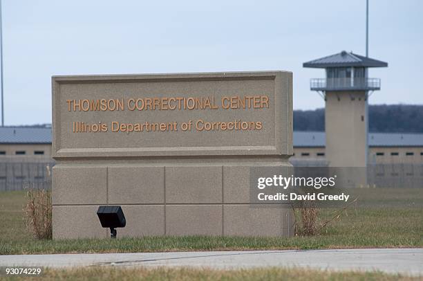 Thomson Il 47 Thomson Correctional Center Stock Photos, High-Res Pictures, and ...