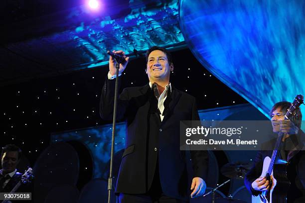 Tony Hadley of Spandau Ballet performs on stage during the Variety Club Showbiz Awards, at the Grosvenor House, on November 15, 2009 in London,...