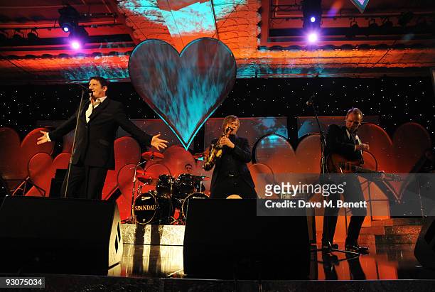 Tony Hadley of Spandau Ballet performs on stage during the Variety Club Showbiz Awards, at the Grosvenor House, on November 15, 2009 in London,...
