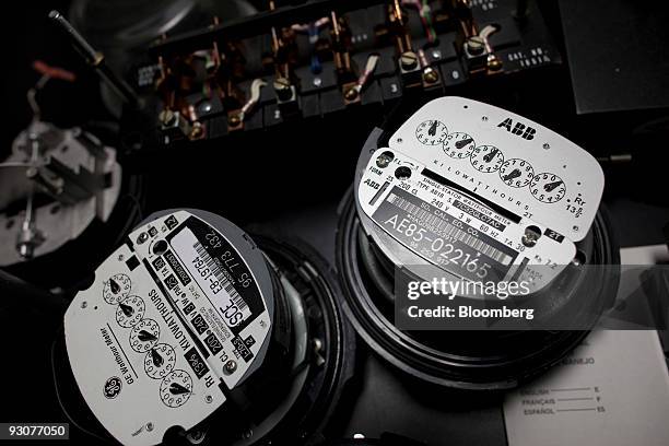 Service Meter 58 Install Smart Meter Stock Photos, High-Res Pictures, and Images ...