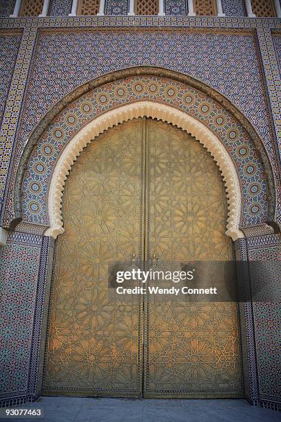 royal palace, fez, morocco - dar el makhzen stock-fotos und bilder