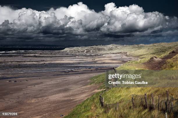 ireland coast - tobias gaulke - fotografias e filmes do acervo