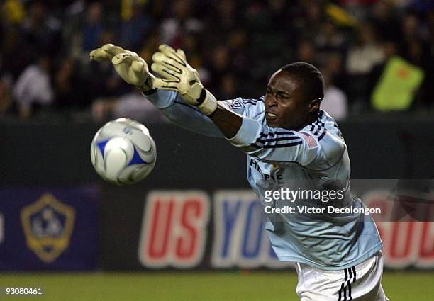 Goalkeeper Donovan Rickets of the Los Angeles Galaxy makes a save during the MLS Western Conference Championship match against the Houston Dynamo at...