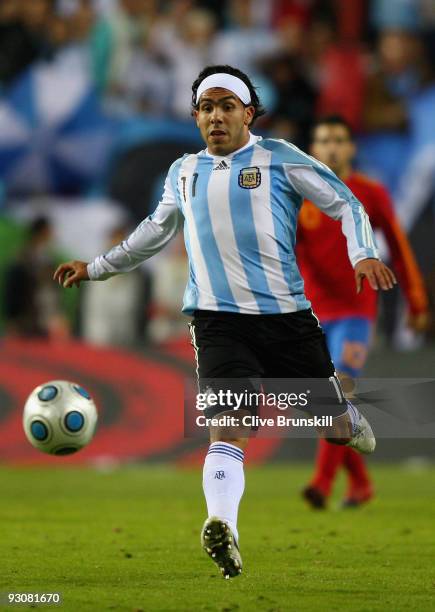 Carlos Tevez of Argentina in action during the friendly International football match Spain against Argentina at the Vicente Calderon stadium in...