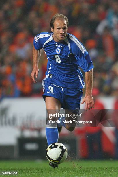 Zlatan Muslimovic of Bosnia in action during the FIFA 2010 European World Cup qualifier first leg match between Portugal and Bosnia-Herzegovina at...