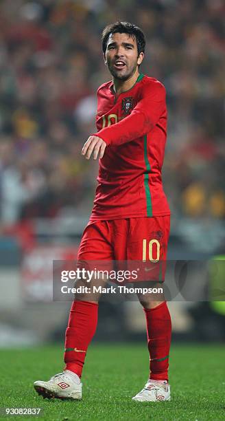 Deco of Portugal in action during the FIFA 2010 European World Cup qualifier first leg match between Portugal and Bosnia-Herzegovina at the Luz...