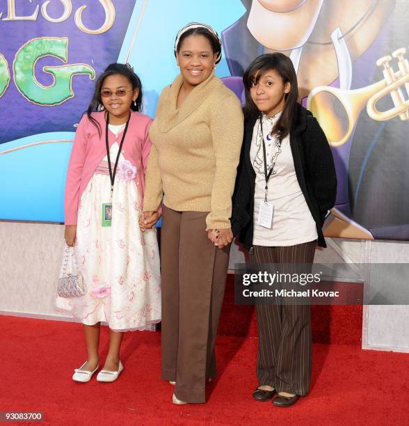 Actress Chandra Wilson and guests attend the Los Angeles Premiere of "The Princess And The Frog" at Walt Disney Studios on November 15, 2009 in...