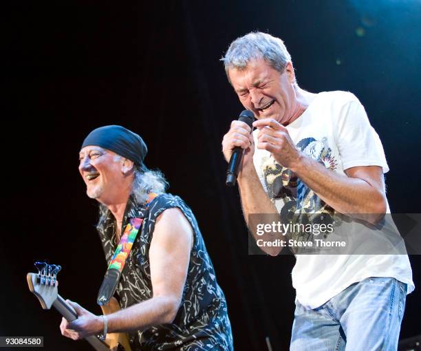 Roger Glover and Ian Gillan of Deep Purple perform on stage at the LG Arena on November 13, 2009 in Birmingham, England.