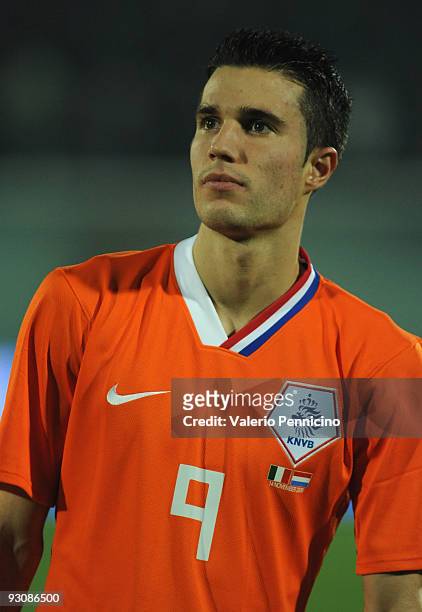 Robin van Persie of Holland lines up for the anthems prior to kickoff during the international friendly match between Italy and Holland at Adriatico...