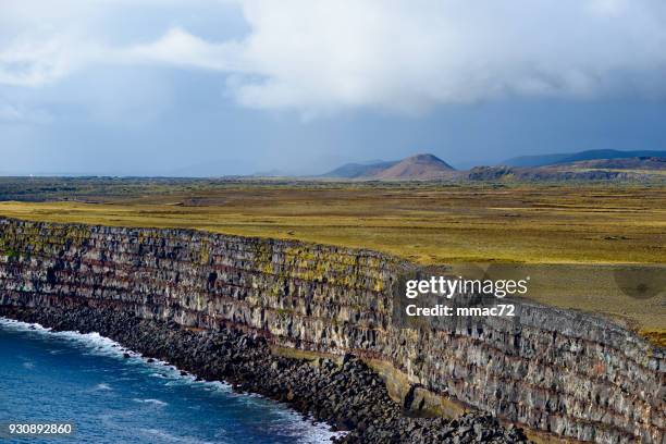 krysuvikurberg cliffs, iceland - reykjanes peninsula stock pictures, royalty-free photos & images