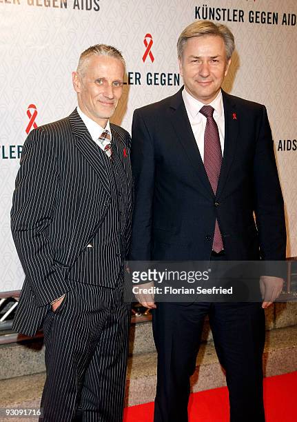 Berlin major Klaus Wowereit and boyfriend Joern Kubicki attend the AIDS Gala 2009 at theater des Westen on November 16, 2009 in Berlin, Germany.