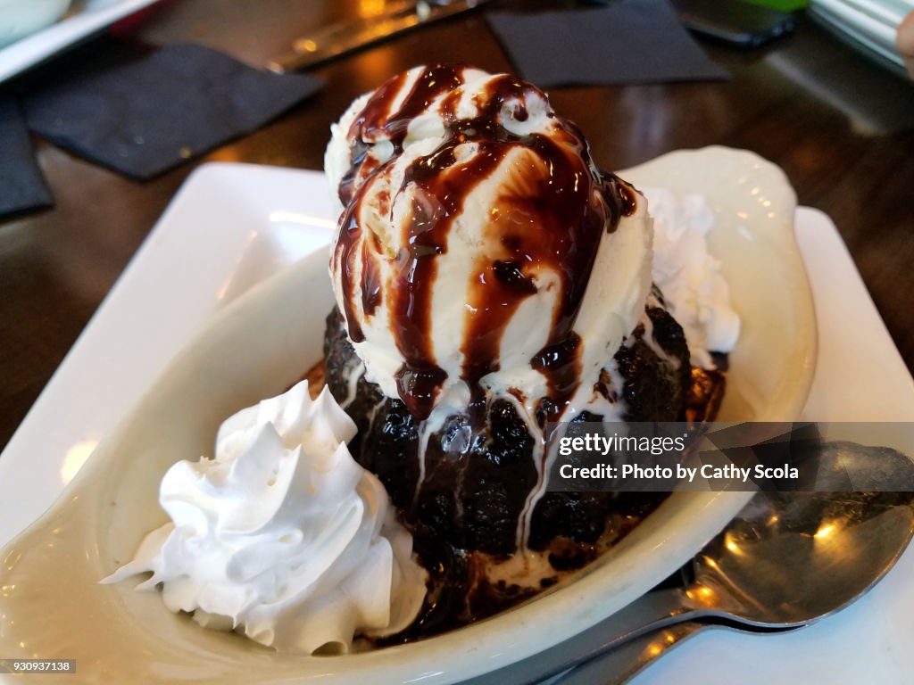 Chocolate lava cake
