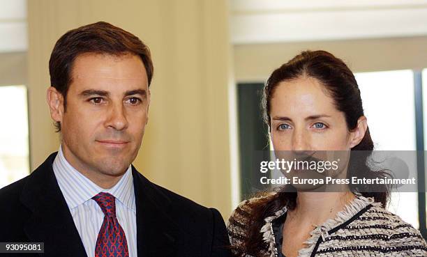 Adriana Carolina Herrera and Miguel Baez attend a news conference to present the new edition of 'Rake New Future' on November 16, 2009 in Madrid,...