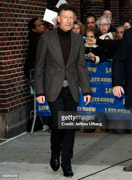 Musician Lyle Lovett visits "Late Show With David Letterman" at the Ed Sullivan Theater on November 16, 2009 in New York City.