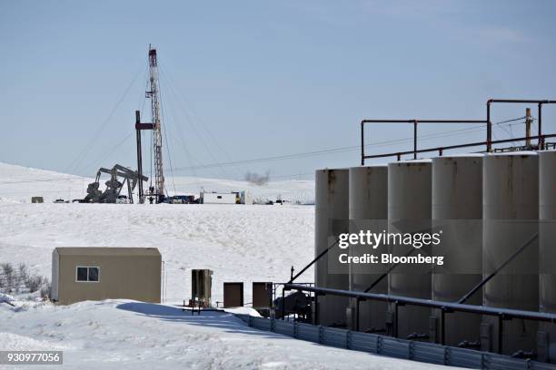 Workover Rig Tank 75 Workover Rig Photos & High Res Pictures - Getty Images