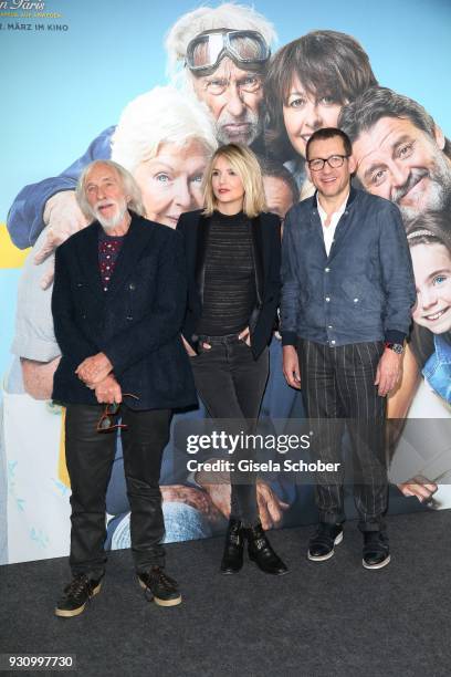 Pierre Richard, Laurence Arne and Dany Boon attend the 'Die Sch'tis in Paris' photo call at Hotel Bayerischer Hof on March 12, 2018 in Munich,...