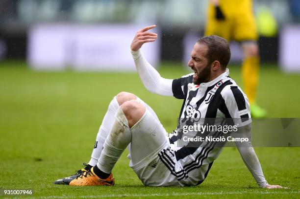 Gonzalo Higuain of Juventus FC looks dejected during the Serie A football match between Juventus FC and Udinese Calcio. Juventus FC won 2-0 over...