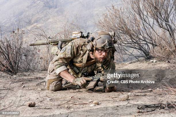 Never Get Out of the Boat" - Jason leads the SEAL Team on a dangerous daytime mission where Sonny is wounded and must now rely on Clay and his...