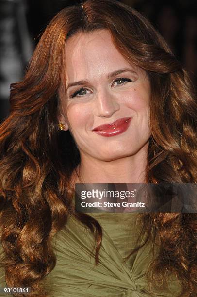 Elizabeth Reaser arrives at the Los Angeles premiere of "Twilight" at the Mann Village and Bruin Theaters on November 17, 2008 in Westwood,...