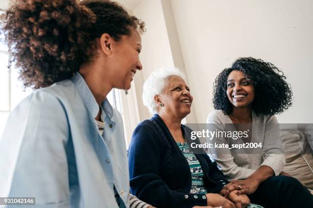assisted living in best center - ethiopian women photos stock pictures, royalty-free photos & images