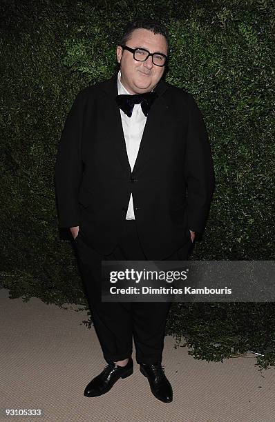 Alber Elbaz walks the red carpet at The CFDA/Vogue Fashion Fund Awards at Skylight Studio on November 16, 2009 in New York City.