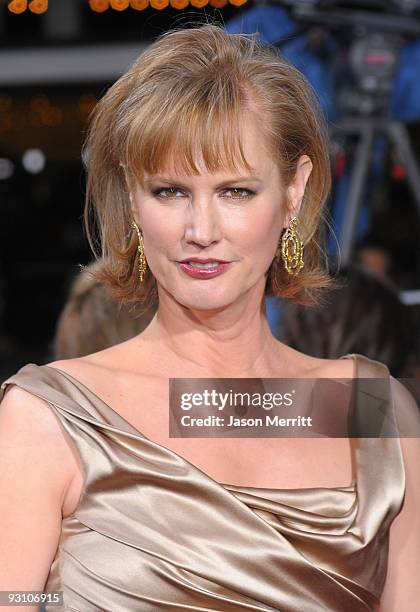 Screenwriter Melissa Rosenberg arrives at the Los Angeles premiere of Summit Entertainment's 'The Twilight Saga: New Moon' at Mann Westwood on...