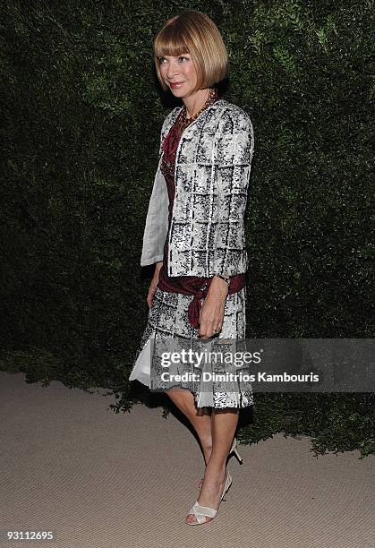 Anna Wintour walks the red carpet at The CFDA/Vogue Fashion Fund Awards at Skylight Studio on November 16, 2009 in New York City.