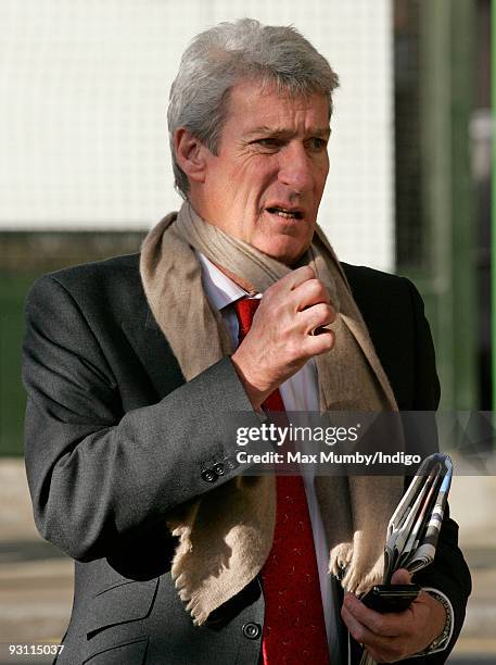 Jeremy Paxman attends a memorial service for Sir John Mortimer at Southwark Cathedral on November 17, 2009 in London, England.