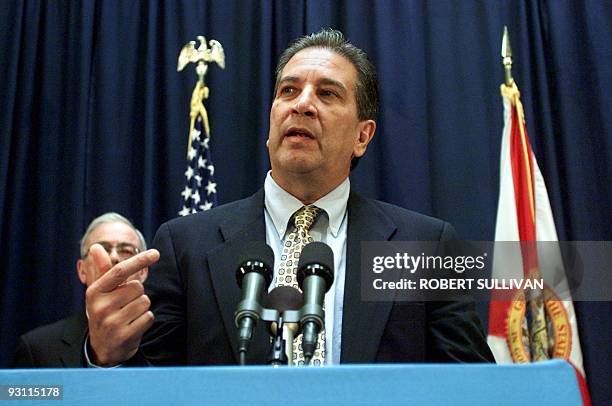 Gov. Pedro Rosello speaks at press conference 29 November at the State Senate Building in Tallahassee, Florida. Rosello and Gov. Paul Patton ,...