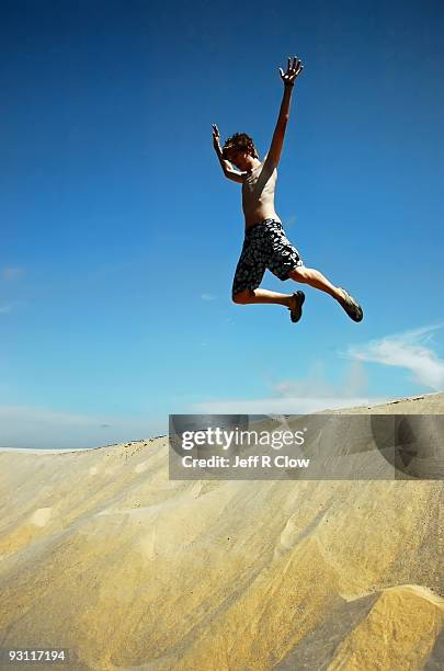 a teen dune jumper - teen boy shorts stockfoto's en -beelden