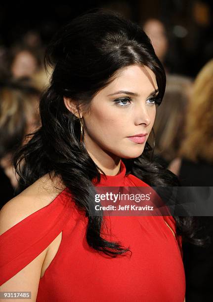 Actress Ashley Greene arrives at "The Twilight Saga: New Moon" premiere held at the Mann Village Theatre on November 16, 2009 in Westwood, California.