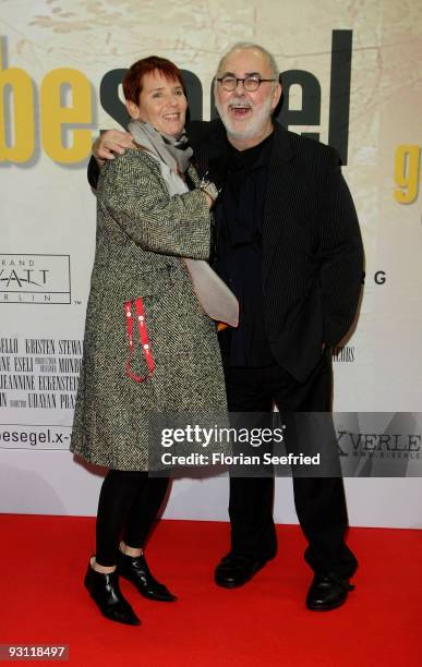 Heidi Kranz and Udo Walz attend the premiere of 'Das gelbe Segel' at CineMaxx at Potsdam Place on November 17, 2009 in Berlin, Germany.