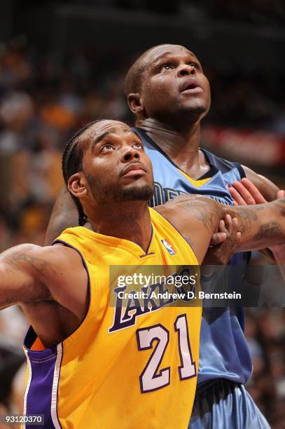 Josh Powell of the Los Angeles Lakers boxes out Zach Randolph of the Memphis Grizzlies during the game on November 6, 2009 at Staples Center in Los...