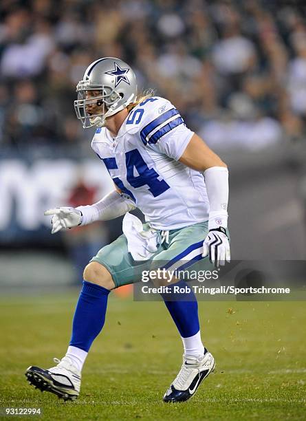 Bobby Carpenter of the Dallas Cowboys defends against the Philadelphia Eagles at Lincoln Financial Field on November 8, 2009 in Philadelphia,...