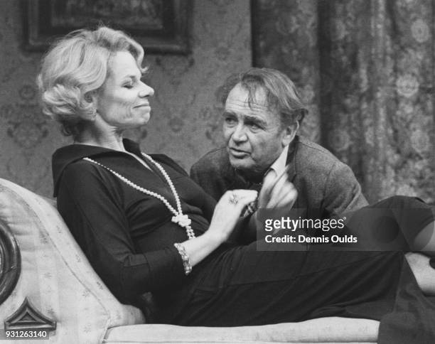 Sir John Mills as Mr Malcolm and Jill Bennett as Mrs Shankland during a dress rehearsal for Terence Rattigan's play 'Separate Tables' at the Apollo...