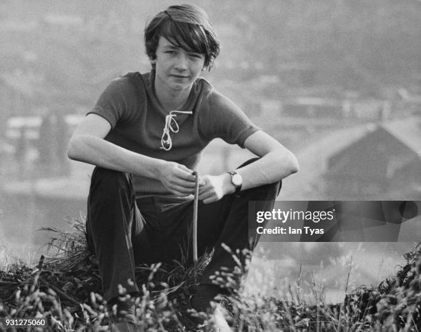 Kes Actor 1,335 David Bradley Actor Stock Photos, High-Res Pictures, and Images ...
