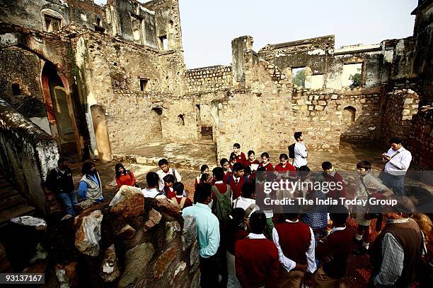 Fox History & Entertainment launches an innovative school engagement programme , " My city My History ". School children in big number participated...