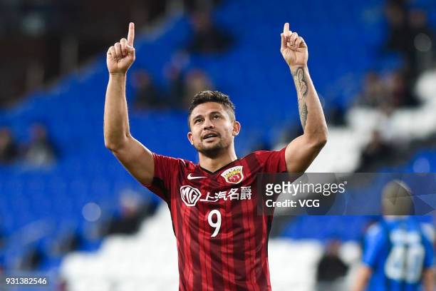 Elkeson of Shanghai SIPG celebrates after scoring a goal during the 2018 AFC Champions League Group F match between Ulsan Hyundai FC and Shanghai...