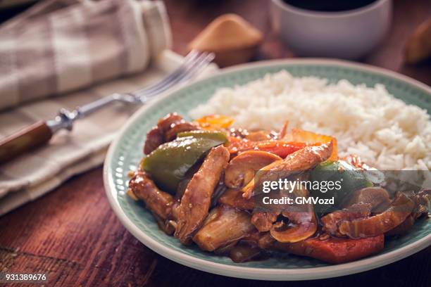 spicy kung pao chicken - kung pao stock pictures, royalty-free photos & images