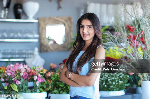 flower shop girls - event planner stock pictures, royalty-free photos & images