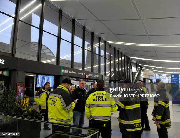 Afp Boston 215 Massport Terminal Photos & High Res Pictures - Getty Images