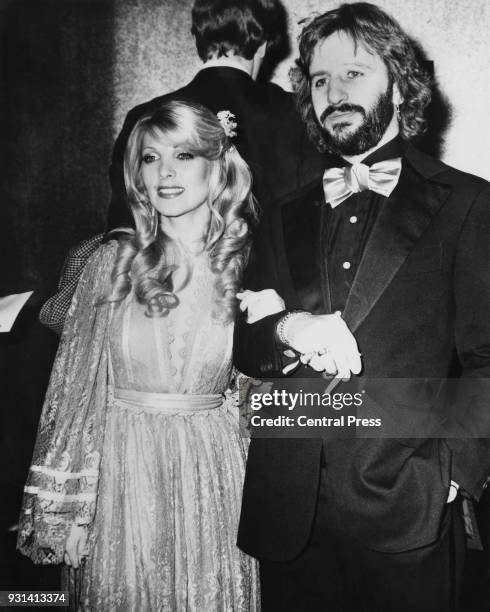 Drummer Ringo Starr, formerly of British rock group the Beatles with his girlfriend, singer Lynsey de Paul at the premiere of the film 'The Man Who...