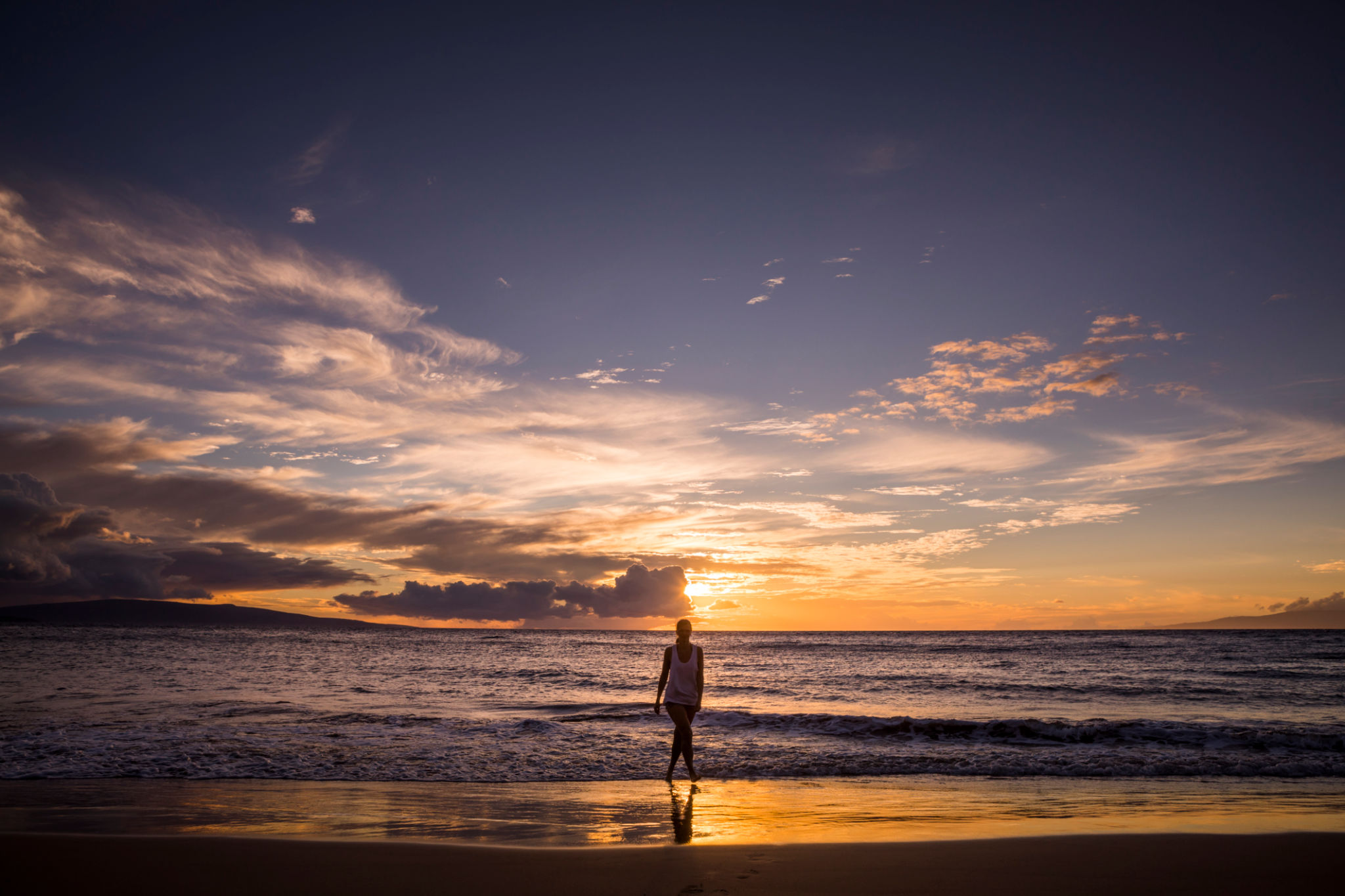 Tropical sunset on beach in Maui. Tropical sunset on beach in Maui.
