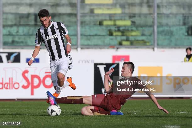 Giuseppe Montaperto of Juventus in action during the Viareggio Cup match between Juventus U19 snd Rijeka U19 at Stadio Torquato Bresciani on March...