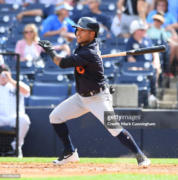 Alexi Amarista of the Detroit Tigers bats during the Spring Training game against the New York Yankees at George M. Steinbrenner Field on February...